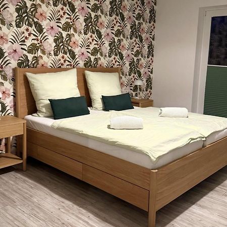 Apartment Koeln Rath エクステリア 写真