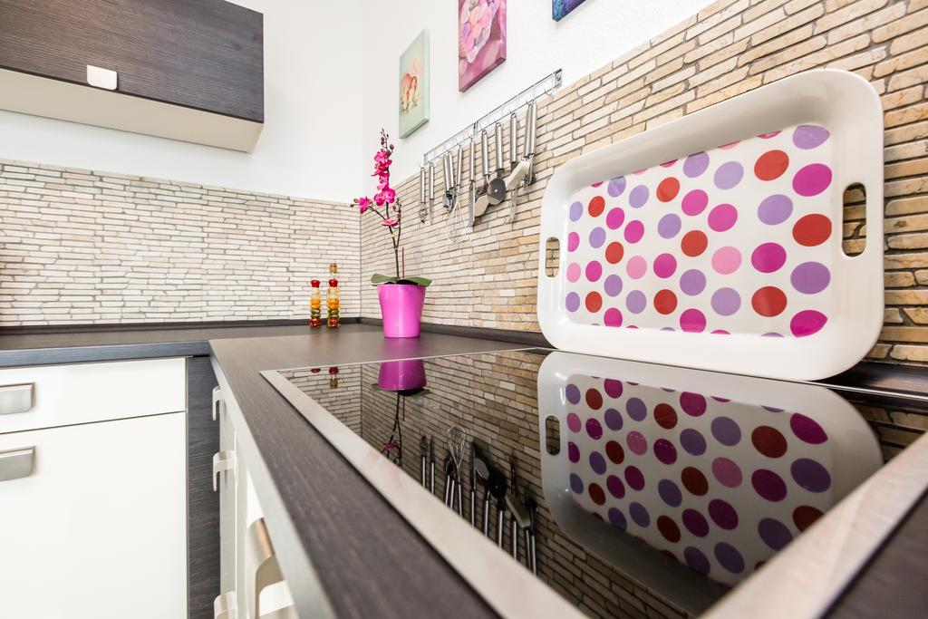 Apartment Koeln Rath エクステリア 写真